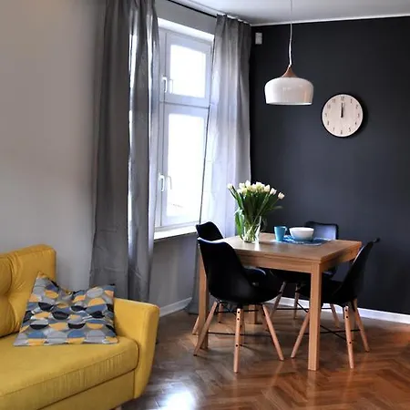 Apartment Old Town River View *