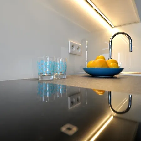 Old Town River View דירה *